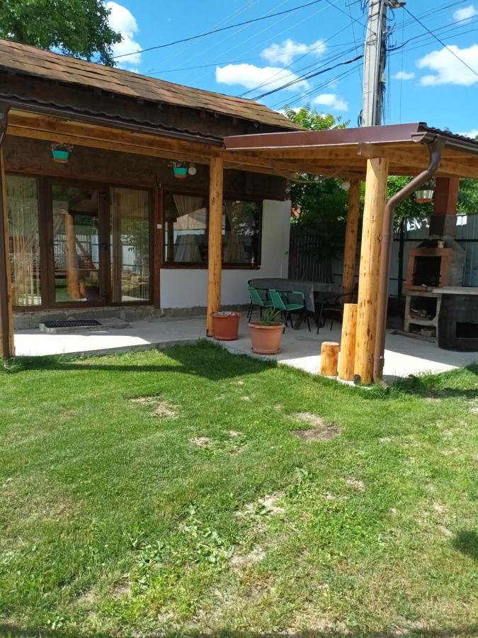 Casa Mary Mar Hotel Tirgu Ocna Exterior photo
